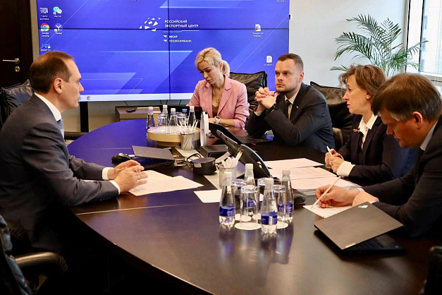 Артем Здунов и Вероника Никишина обсудили вопросы развития экспорта Мордовии